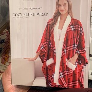 CHARTER CLUB Red Cozy Plush Wrap Throw 50"X70"  NEW